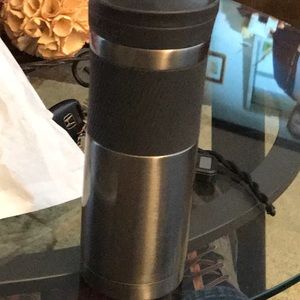 Meet your Posher, Tony